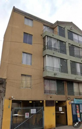 Cómoda pieza en departamento 1 persona